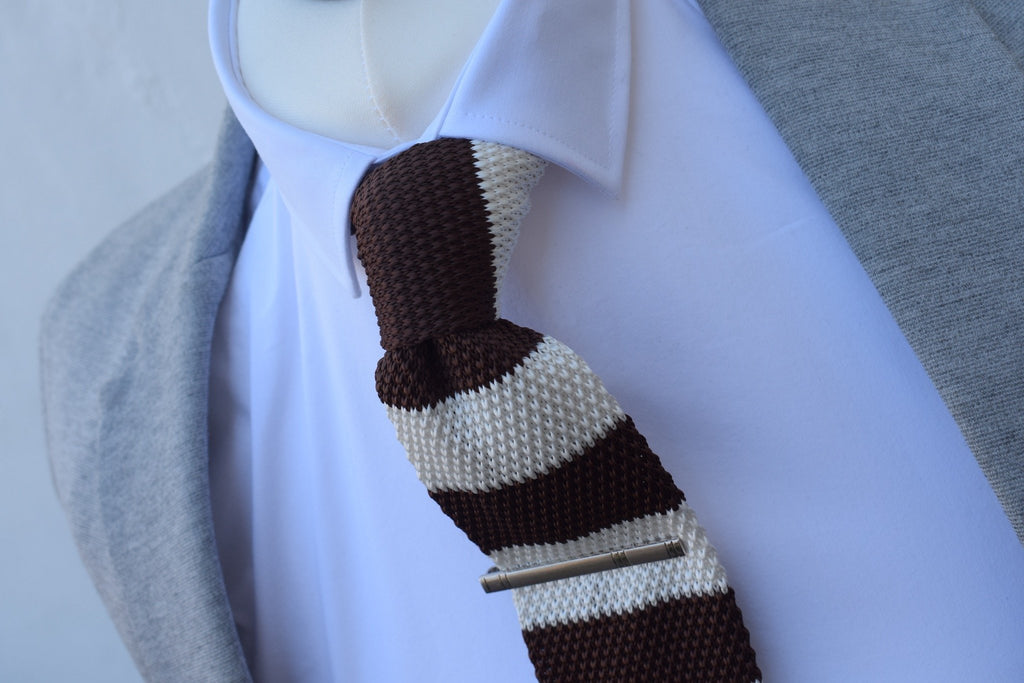 gentlemens-choice-brown-white-stripes-knit-tie