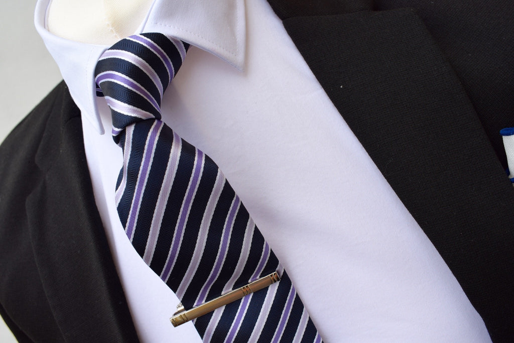 gentlemens-choice-purple-stripes-tie